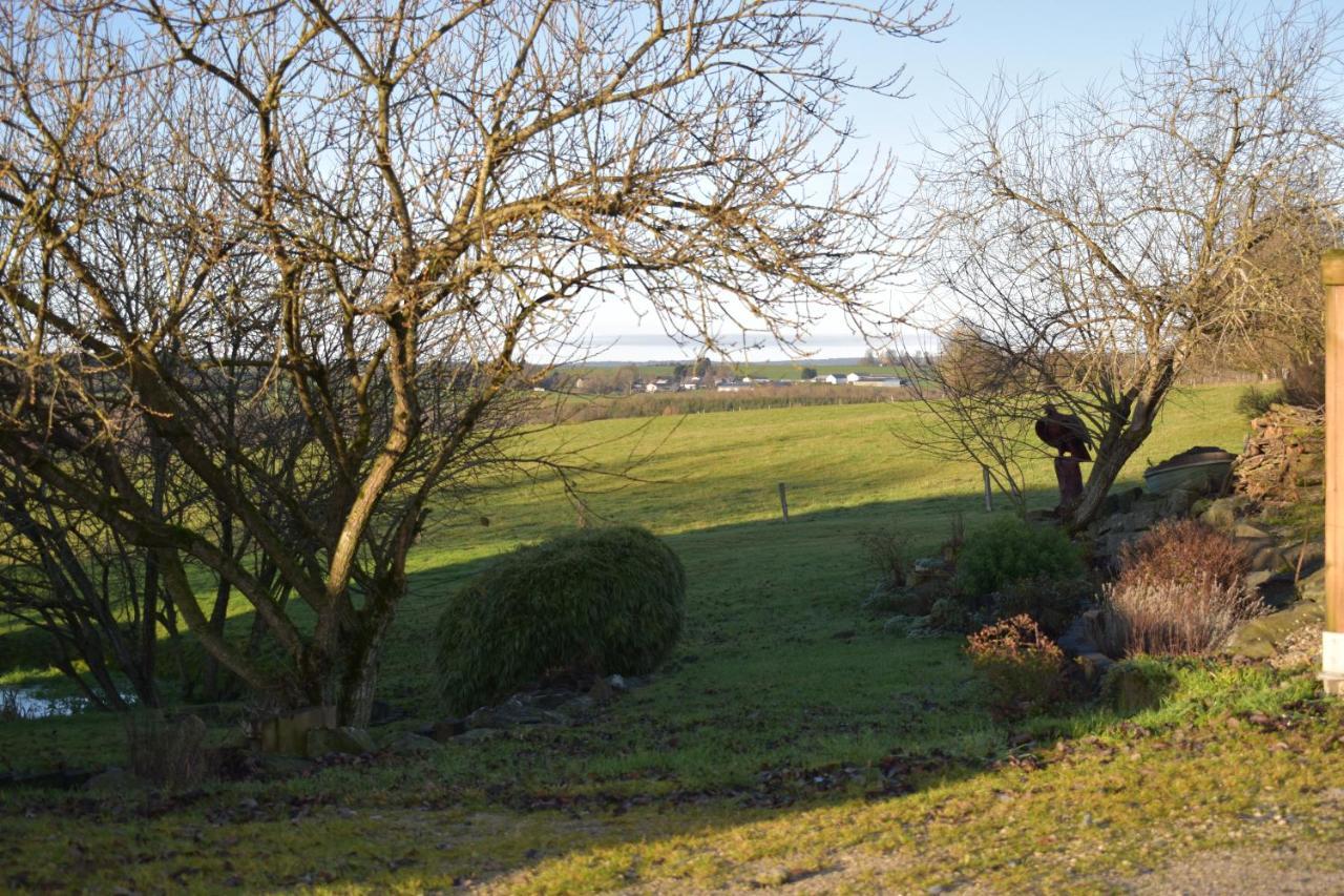 Gite Du Cheval Blanc Sainte-Ode Zewnętrze zdjęcie